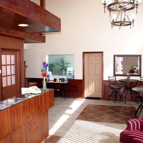 Western Inn South Карни Интерьер фото